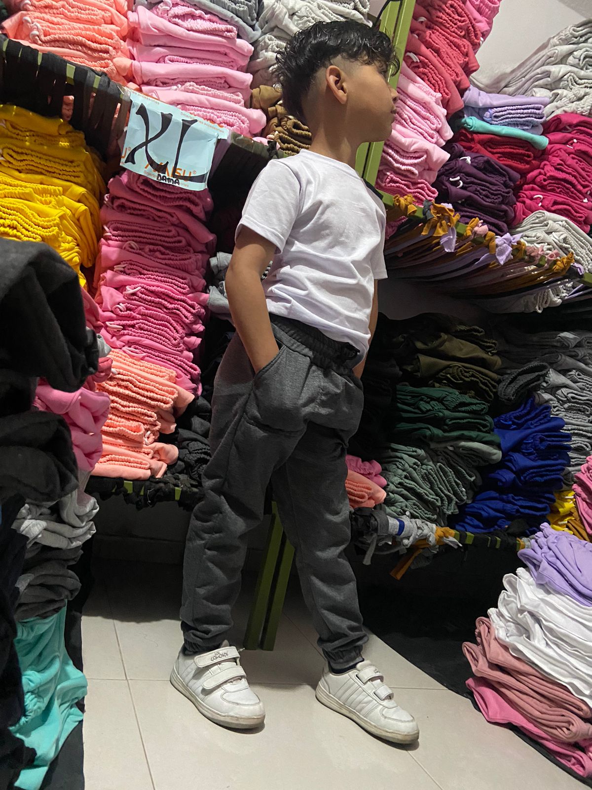 Vista 3 de JOGGERS NIÑOS